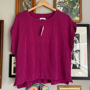 NWT Super Soft Lou and Grey T-Shirt